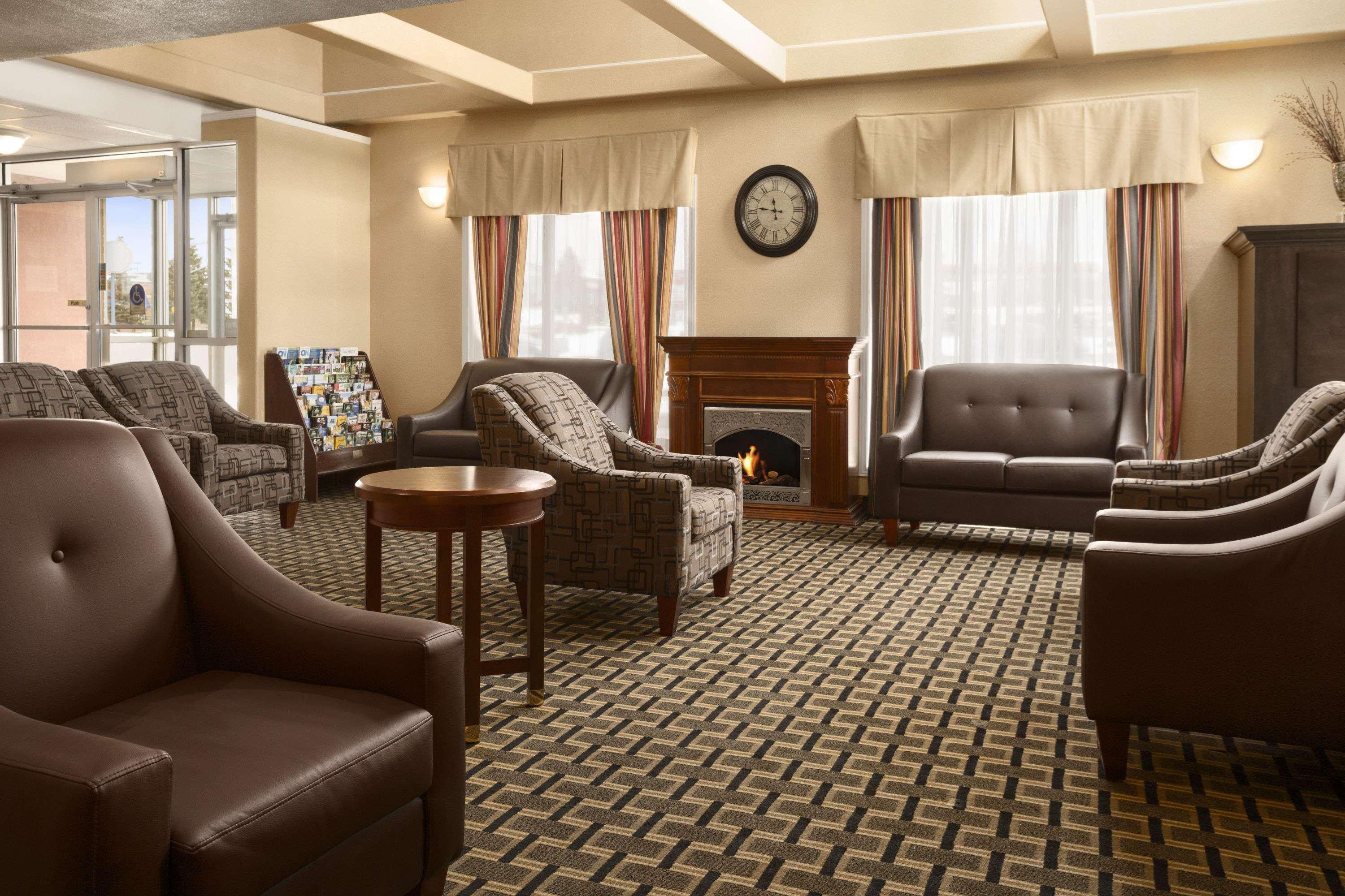 Days Inn By Wyndham Woodstock Εξωτερικό φωτογραφία