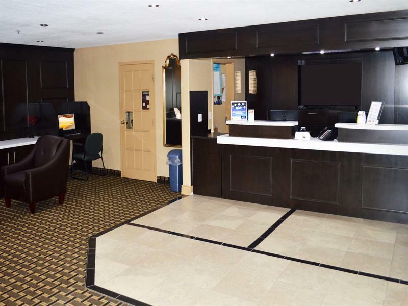 Days Inn By Wyndham Woodstock Εξωτερικό φωτογραφία